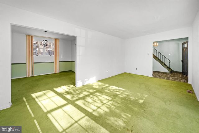 3105 WILMONT DR, Wilmington, DE 19810