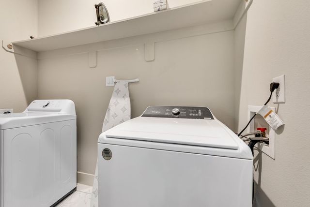 215 Idle Creek Lane, Desoto, TX 75115