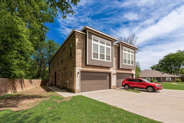 215 Idle Creek Lane, Desoto, TX 75115