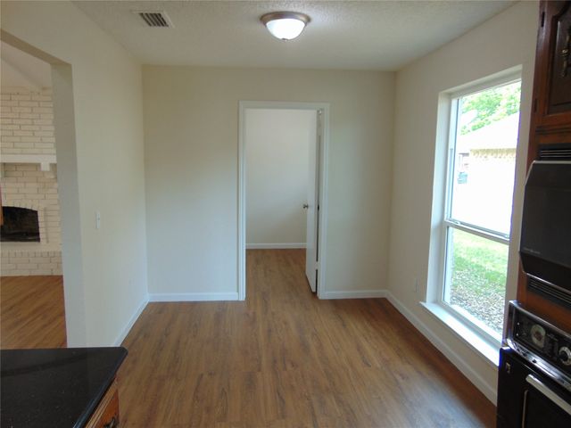 3229 Kensington Drive, Mesquite, TX 75150