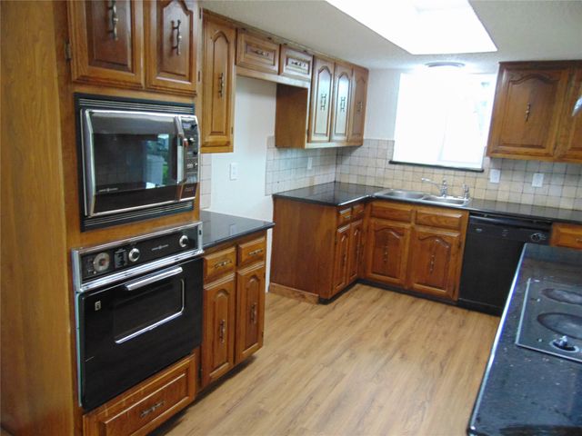 3229 Kensington Drive, Mesquite, TX 75150