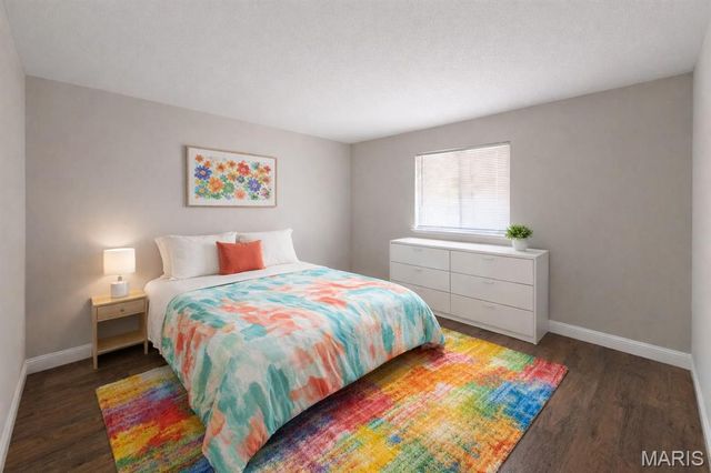 11072 Galaxy Drive, Maryland Heights, MO 63043