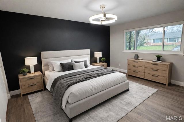 11072 Galaxy Drive, Maryland Heights, MO 63043