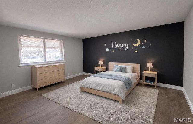 11072 Galaxy Drive, Maryland Heights, MO 63043