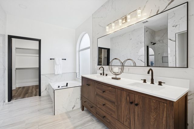 808 Lake Bridge Drive, Lake Dallas, TX 75065