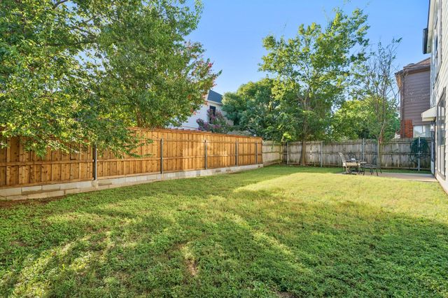808 Lake Bridge Drive, Lake Dallas, TX 75065