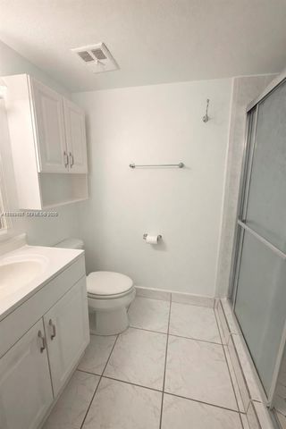16508 NE 26th Ave 303, North Miami Beach, FL 33160