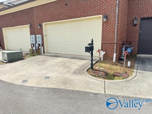 67 Town Center Drive, Huntsville, AL 35806