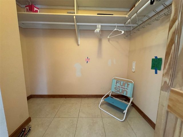 956 Mockingbird 506, Plantation, FL 33324