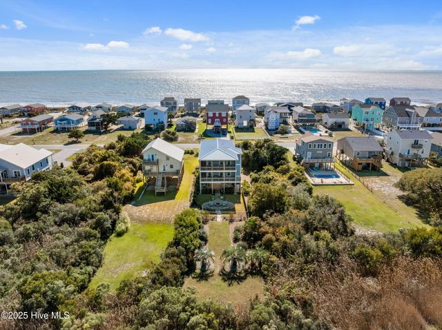 714 W Dolphin Drive, Oak Island, NC 28465