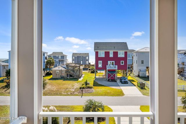 714 W Dolphin Drive, Oak Island, NC 28465