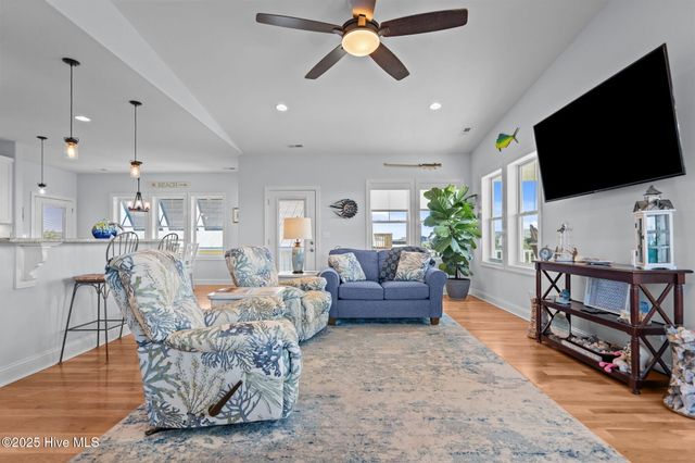 714 W Dolphin Drive, Oak Island, NC 28465