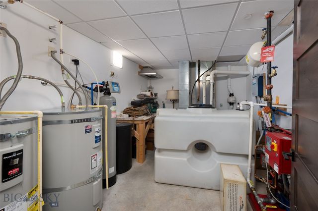 103 Moon Shadow Drive, Bozeman, MT 59715