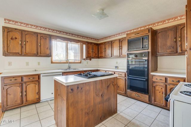 690 Stevens Street, Rogersville, TN 37857