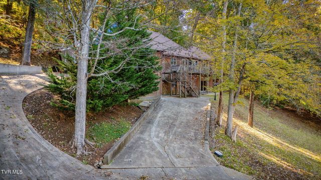 690 Stevens Street, Rogersville, TN 37857