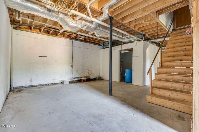 690 Stevens Street, Rogersville, TN 37857