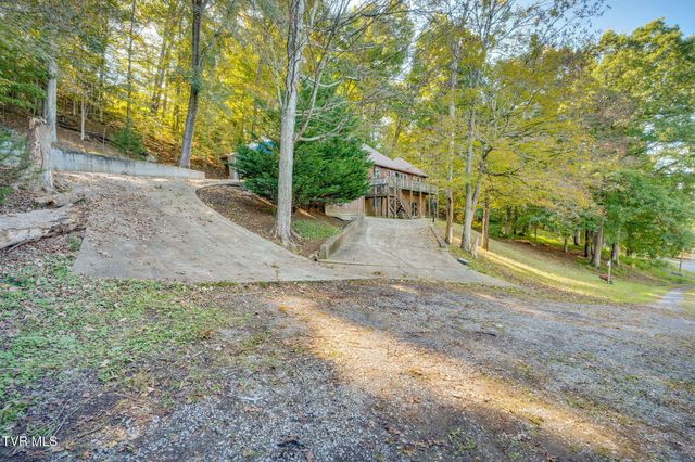 690 Stevens Street, Rogersville, TN 37857