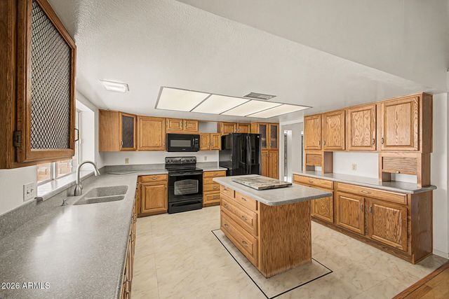 5304 W KINGS Avenue, Glendale, AZ 85306