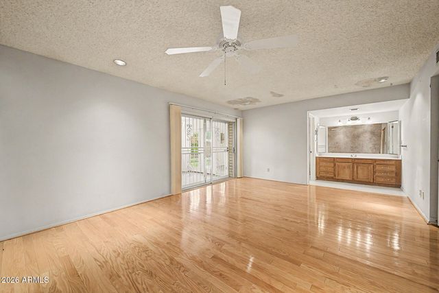 5304 W KINGS Avenue, Glendale, AZ 85306