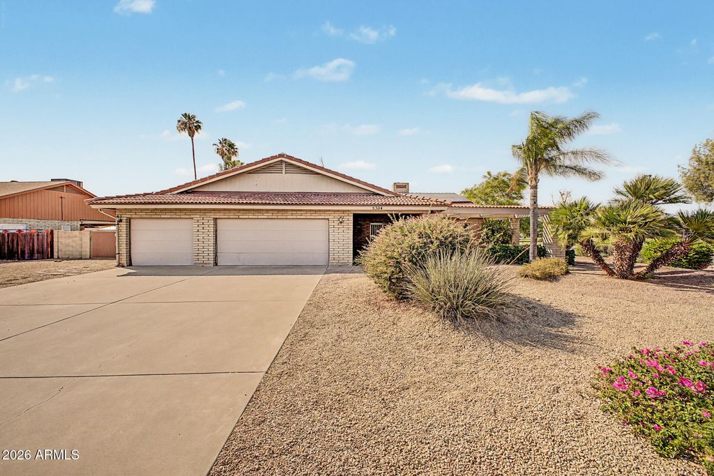 5304 W KINGS Avenue, Glendale, AZ 85306