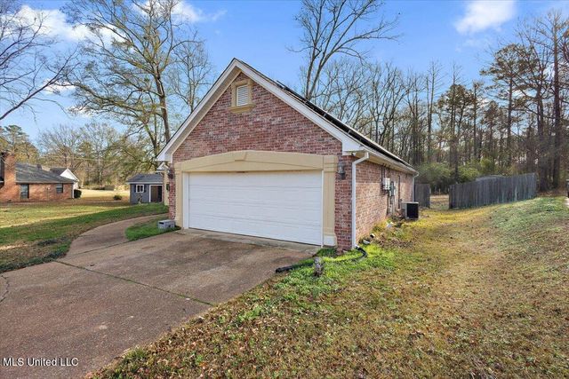 73 Dianne Cove, Byram, MS 39272