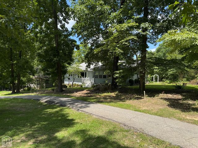 4 Skeinah, Cherokee Village, AR 72529