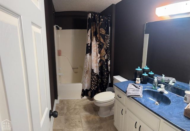 4 Skeinah, Cherokee Village, AR 72529