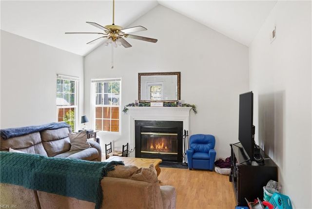 815 Palace CT, Newport News, VA 23608