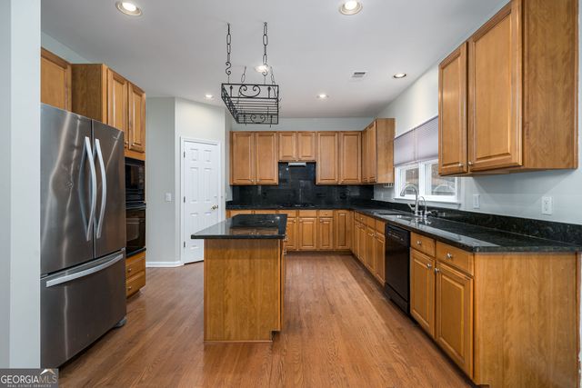 174 Ennisbrook Drive SE, Smyrna, GA 30082