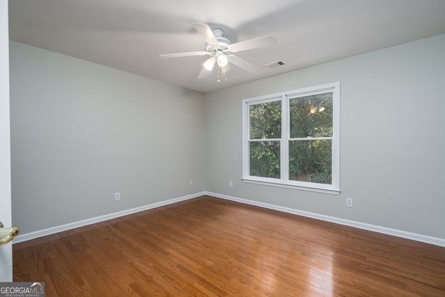 174 Ennisbrook Drive SE, Smyrna, GA 30082