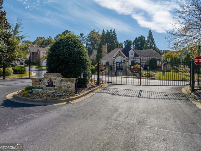 174 Ennisbrook Drive SE, Smyrna, GA 30082