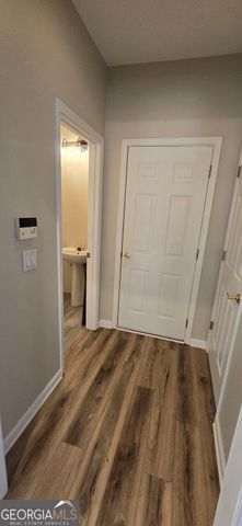 174 Ennisbrook Drive SE, Smyrna, GA 30082