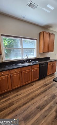 174 Ennisbrook Drive SE, Smyrna, GA 30082