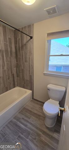 174 Ennisbrook Drive SE, Smyrna, GA 30082