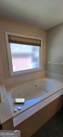 174 Ennisbrook Drive SE, Smyrna, GA 30082