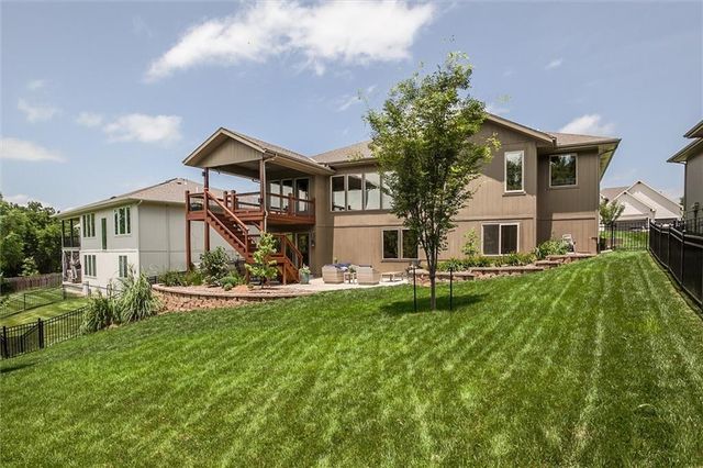 22235 W 98th Terrace, Lenexa, KS 66220