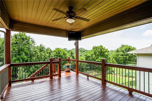 22235 W 98th Terrace, Lenexa, KS 66220