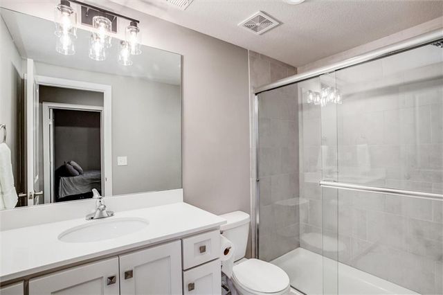 22235 W 98th Terrace, Lenexa, KS 66220