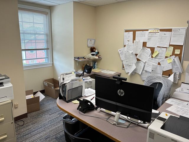 565 Turnpike St 82B, North Andover, MA 01845