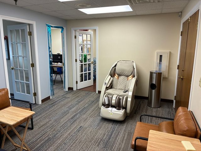 565 Turnpike St 82B, North Andover, MA 01845