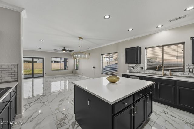 748 E VOLK Lane, San Tan Valley, AZ 85140