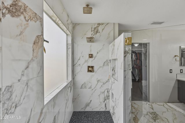 748 E VOLK Lane, San Tan Valley, AZ 85140