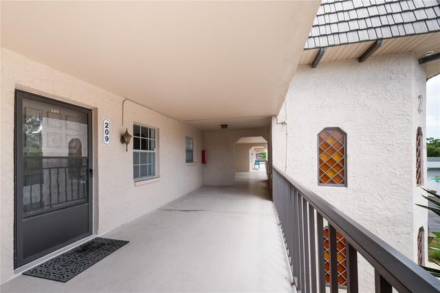 209 CORDOVA GREEN 209, Seminole, FL 33777