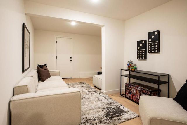 1689 Sunnyslope Avenue, Belmont, CA 94002