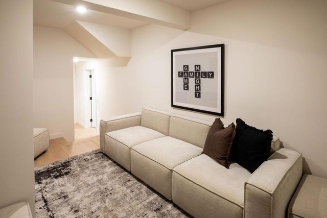 1689 Sunnyslope Avenue, Belmont, CA 94002