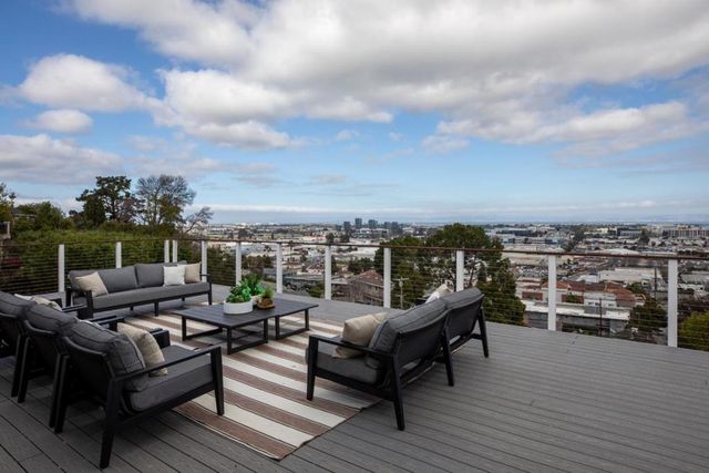 1689 Sunnyslope Avenue, Belmont, CA 94002