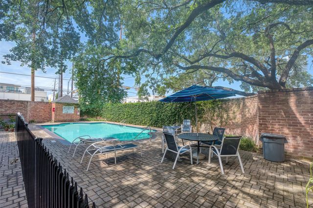 2829 Timmons Lane 120, Houston, TX 77027