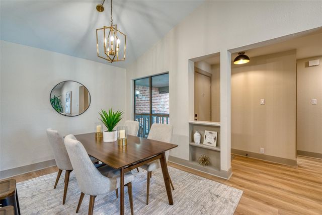 2829 Timmons Lane 120, Houston, TX 77027