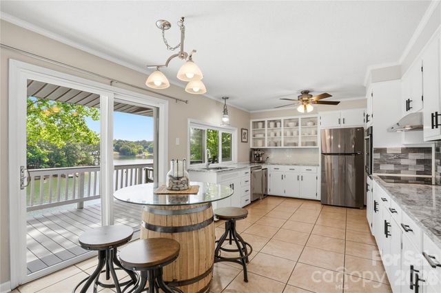 1113 Palmyra Drive, Tega Cay, SC 29708