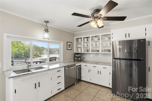 1113 Palmyra Drive, Tega Cay, SC 29708